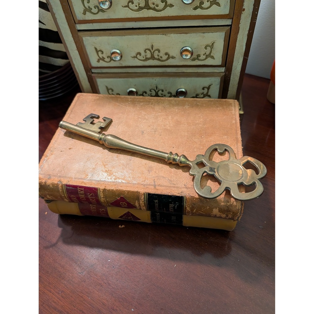 Vintage 10 Inch Solid Brass Decorative Skeleton Key Ornate Clover Bow Wall Decor